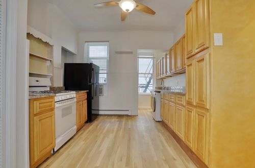 202-402 Grand St, Hoboken, NJ, 07030-2720 | Card Image