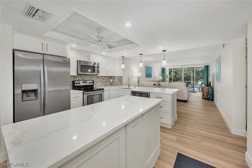 apt-1105-15161 Cedarwood Ln, NAPLES, FL, 34110-8001 | Card Image