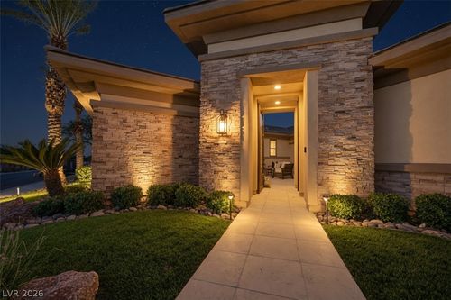 2707 Turtle Head Peak Dr, Las Vegas, NV, 89135-1640 | Card Image
