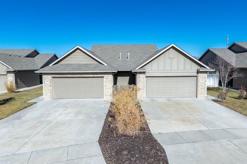 3426 E Sunflower Dr, Derby, KS, 67037-8690 | Card Image