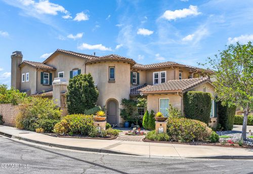 3936 Eagle Flight Dr, Simi Valley, CA, 93065-0220 | Card Image
