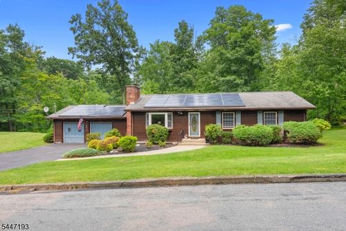 2 4th St, Branchville, NJ, 07826-6099 | Card Image