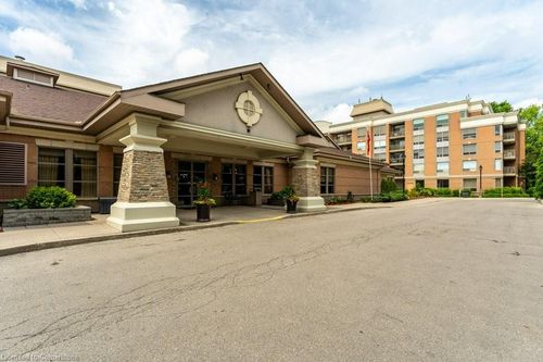 2511-100 Burloak Dr, Burlington, ON, L7L6P6 | Card Image