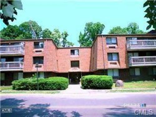 a49-126 Triangle St, Danbury, CT, 06810-6967 | Card Image