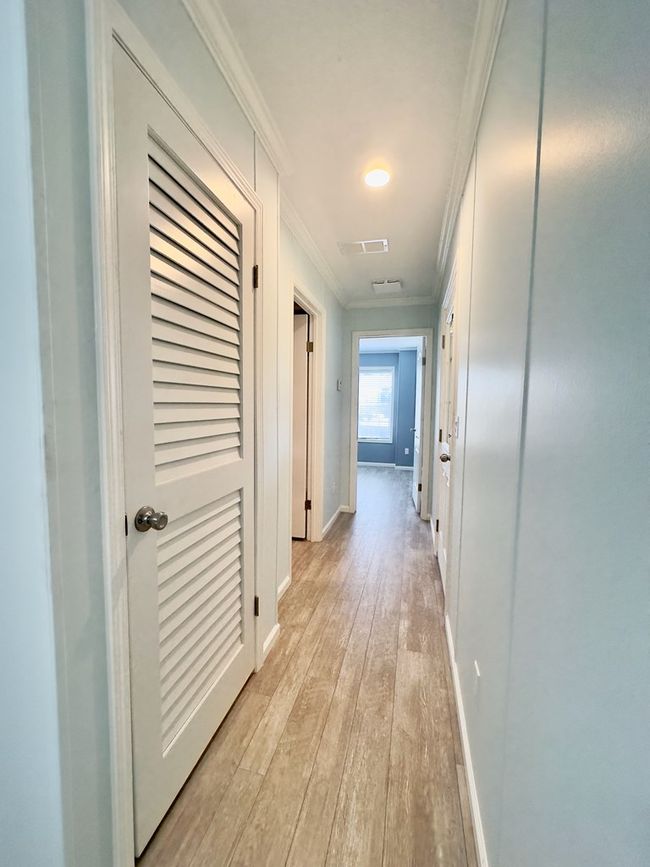 Hallway facing Bedroom 2 | Image 29