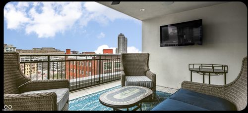 702-333 Massachusetts Ave, Indianapolis, IN, 46204-2070 | Card Image
