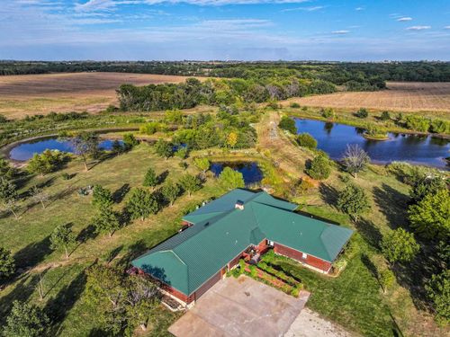 6832 Nw 40th St, Towanda, KS, 67144-9328 | Card Image