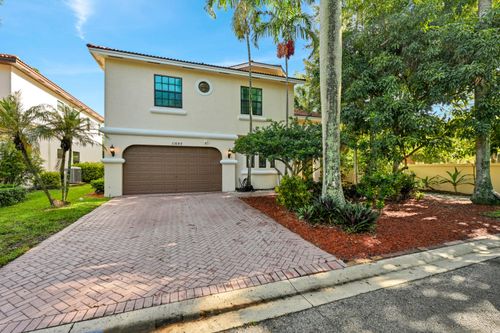 11695 Nw 2nd St, Plantation, FL, 33325-2502 | Card Image