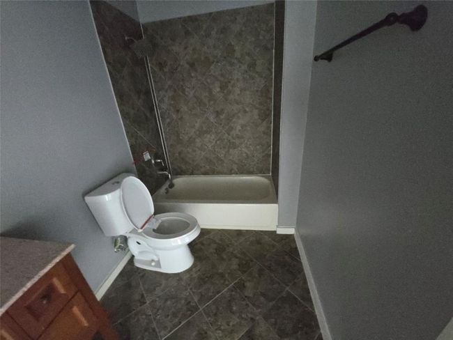 146 Disney St, House other with 3 bedrooms, 3 bathrooms and 2 parking in Arcola TX | Image 14