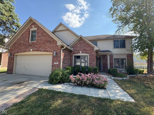1179 Barrington Dr, Greenwood, IN, 46143-3101 | Card Image