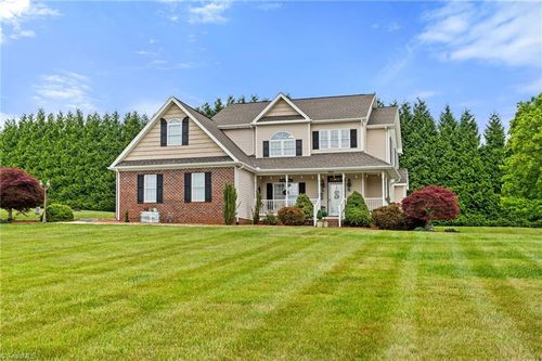 1812 Cadle Ford Rd, Mount Airy, NC, 27030-7204 | Card Image