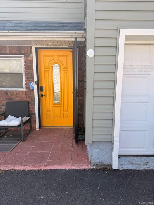 24948 148th Avenue, New York, NY, 11422 | Card Image