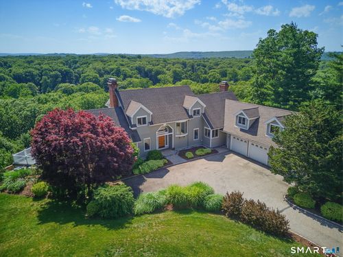 49 Wyngate Dr, Avon, CT, 06001-4112 | Card Image