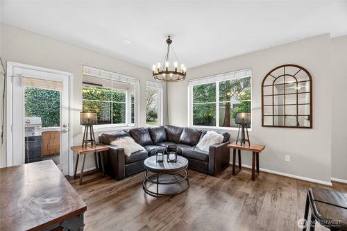 f101-503 225th Ln Ne, Sammamish, WA, 98074-7172 | Card Image