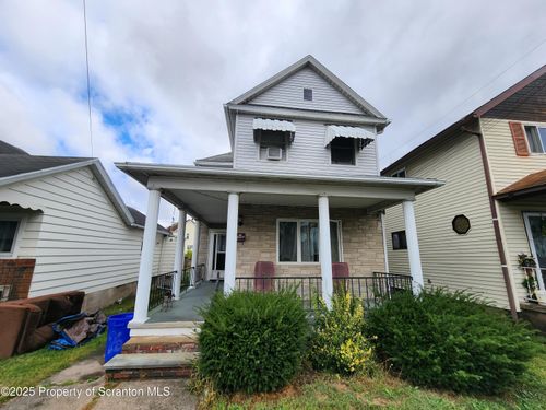 96 Market St, Pittston, PA, 18640-2561 | Card Image
