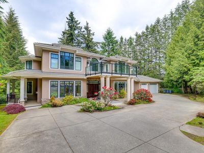 13975 28 Ave, House other with 6 bedrooms, 6 bathrooms and 5 parking in Surrey BC | Image 2