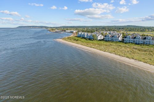 10 Golden Eye Ln, Port Monmouth, NJ, 07758-1643 | Card Image