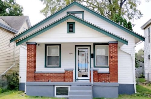 1661 Ray Combs Ave, Hamilton, OH, 45011-4660 | Card Image