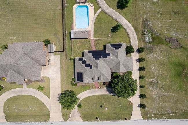 104 Spring Creek Dr, House other with 3 bedrooms, 3 bathrooms and null parking in Waxahachie TX | Image 4