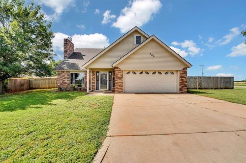 320 Elkview Drive, Elk City, OK, 73644 | Card Image