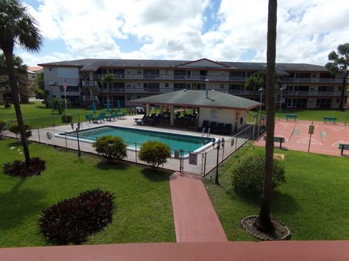 p234-5300 Washington St, Hollywood, FL, 33021-7734 | Card Image