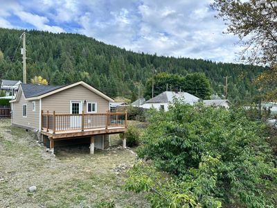 549 S Gold Ave, House other with 1 bedrooms, 1 bathrooms and null parking in Greenwood BC | Image 3