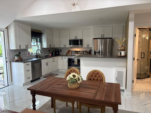 109 Cedar Ln, Highland Lakes, NJ, 07422-1901 | Card Image