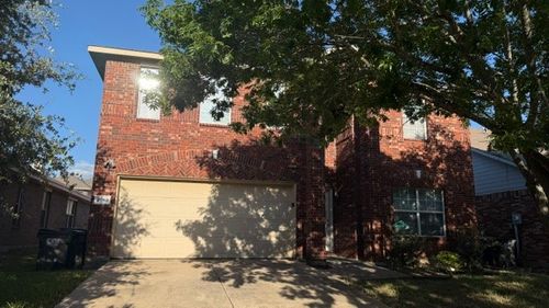 2053 Meadow Park Dr, Princeton, TX, 75407-2663 | Card Image