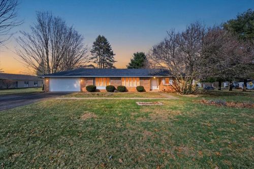 1033 Everview Dr, Mount Vernon, OH, 43050-8596 | Card Image