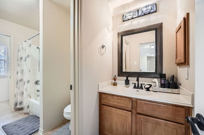 Full bath with vanity and shower / tub combo | Image 24