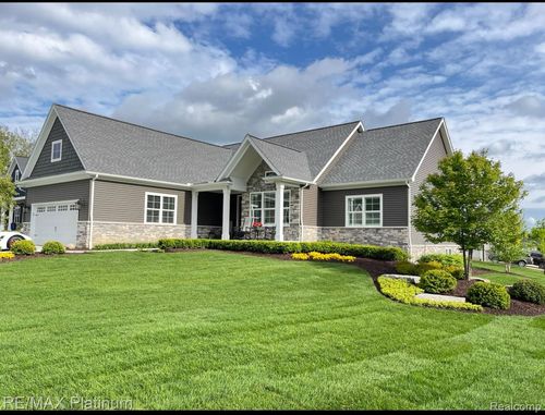 9860 Havendale Dr, Brighton, MI, 48114-6819 | Card Image