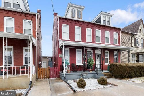 913 Spruce St, COLUMBIA, PA, 17512-1332 | Card Image