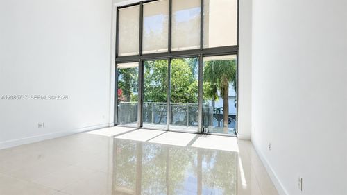 305-6000 Collins Ave, Miami Beach, FL, 33140-2373 | Card Image