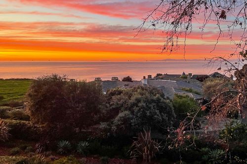 86 Seaview Dr, Montecito, CA, 93108-2850 | Card Image