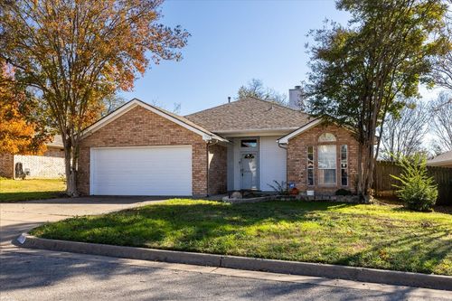 1309 Mcanear Ct, Cleburne, TX, 76033-5131 | Card Image