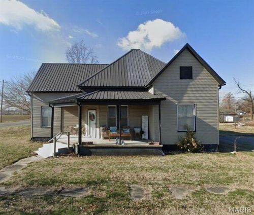 402 W Murray Ln, Sikeston, MO, 63801-4521 | Card Image