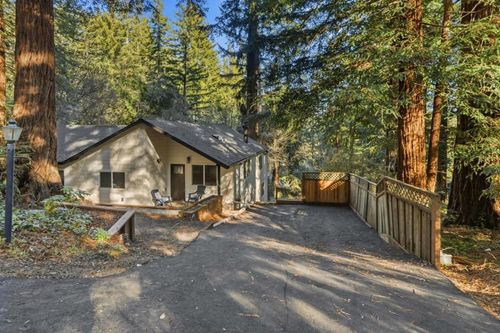 831 Hillcrest Dr, Felton, CA, 95018-9112 | Card Image