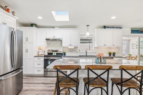 487 Marlin Cir, Barefoot Bay, FL, 32976-2401 | Card Image