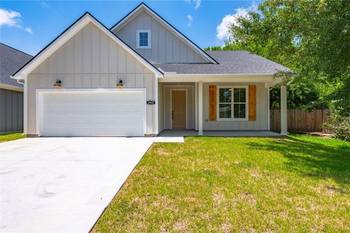 2408 28th Ave N, Texas City, TX, 77590-3911 | Card Image