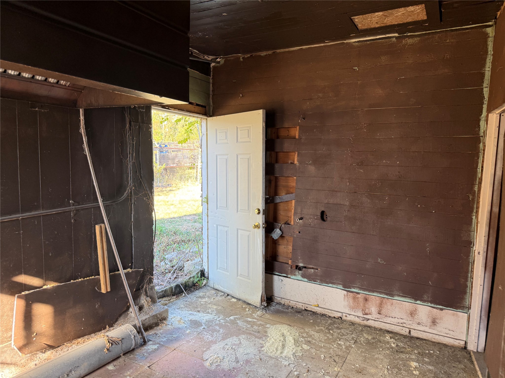 Commercial Sale in Clarksville 3