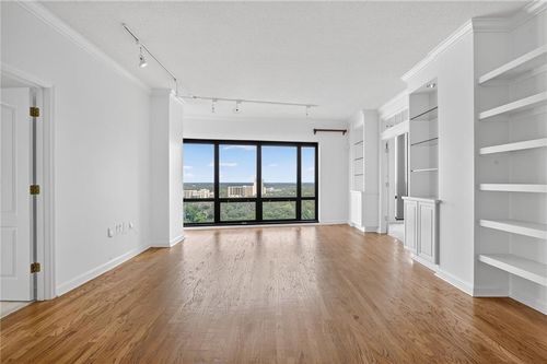 apt-2350-3475 Oak Valley Rd Ne, Atlanta, GA, 30326-1288 | Card Image