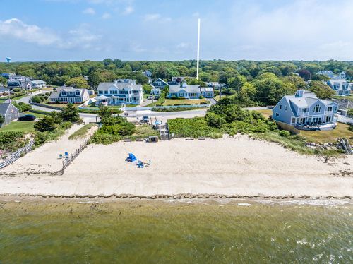33 Hedge Row, West Yarmouth, MA, 02673-5812 | Card Image