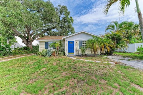 1300 Loma Linda Ct, SARASOTA, FL, 34239-2426 | Card Image