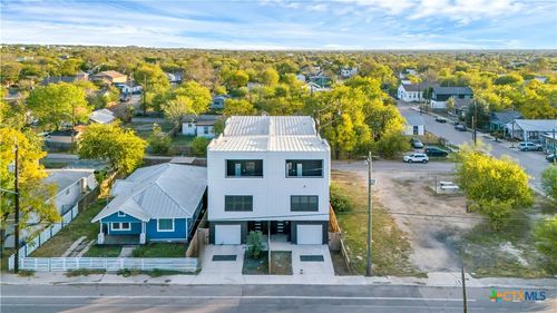 1-810 Iowa St, San Antonio, TX, 78203-1666 | Card Image