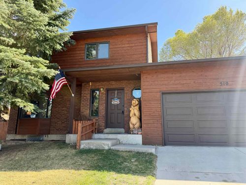 510 Cheyenne Dr, Green River, WY, 82935-5542 | Card Image