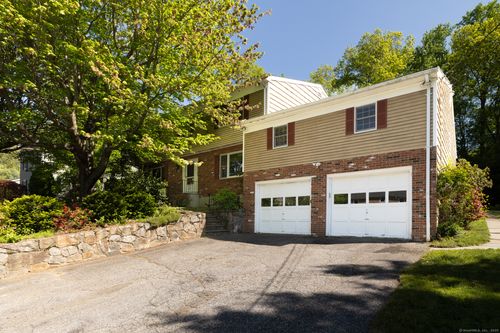 48 Lafayette Dr, Trumbull, CT, 06611-2759 | Card Image
