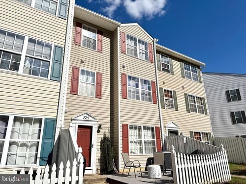 30 Ironstone Ct, ANNAPOLIS, MD, 21403-5763 | Card Image