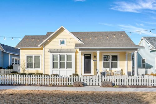 4666 W Watery Way, South Jordan, UT, 84009-7784 | Card Image