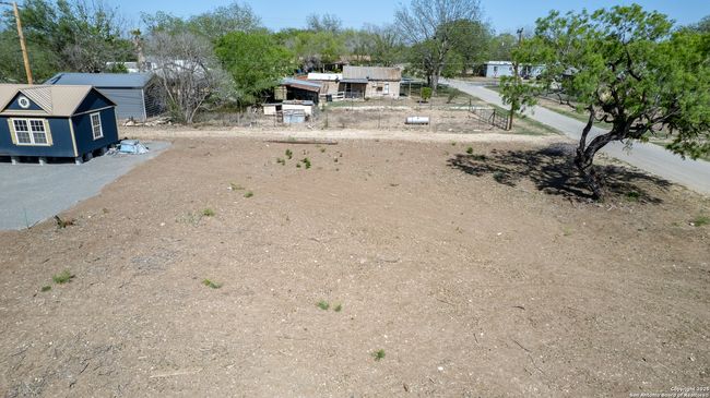 808 Austin St, Home with 0 bedrooms, 0 bathrooms and null parking in Sabinal TX | Image 6