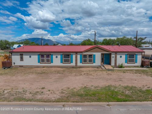 709 & 711 East Avenue, Carrizozo, NM, 88301 | Card Image